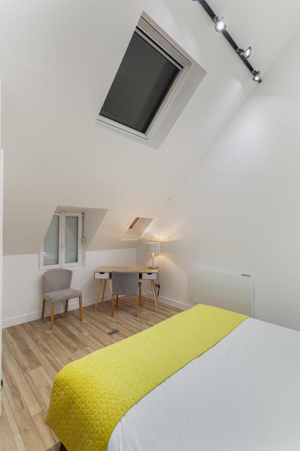Suite Appart Place Versepuy Шантили Екстериор снимка