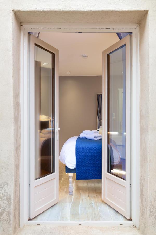 Suite Appart Place Versepuy Шантили Екстериор снимка